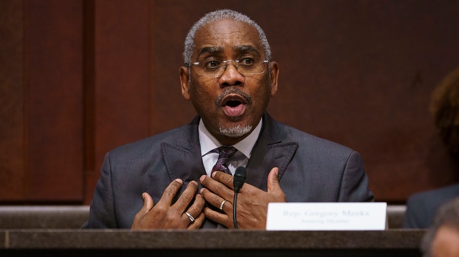 House Democrat: We should be let into ICE facilities