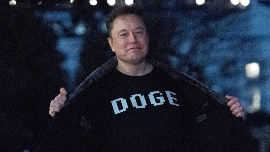 DOGE staffer who resigned over past social media posts reinstated with higher access: Filing