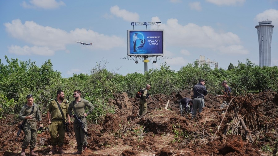 Houthi missile strikes near main Israel airport