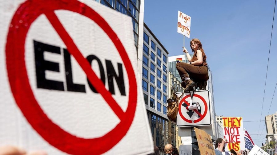 ‘Tesla Takedown' organizers call on Democrats to shield Section 230