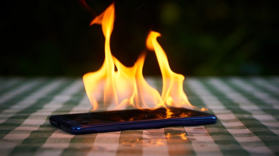 Opinion - Lithium batteries are bursting into flames, starting dangerous, toxic trash fires