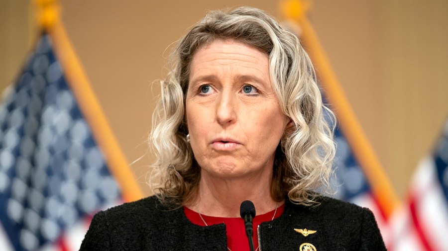 13 Republicans press leadership for more flexibility in green energy tax credit phaseout