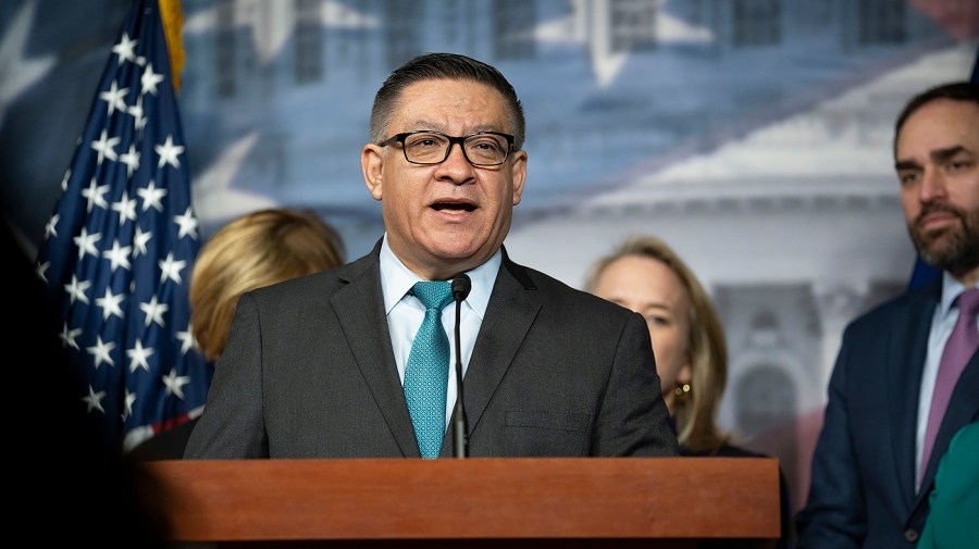 Democrats urge Israel to resume Gaza humanitarian aid
