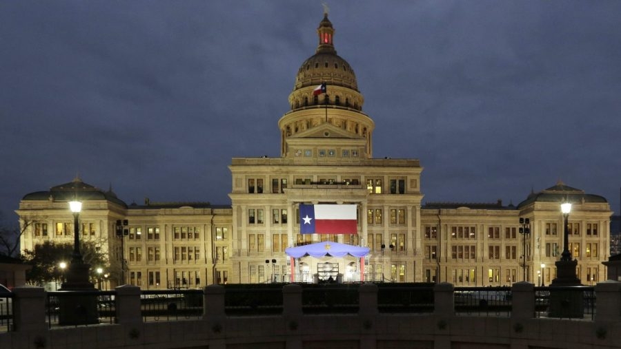 Texas bill changing control of higher ed curriculum goes to governor's desk
