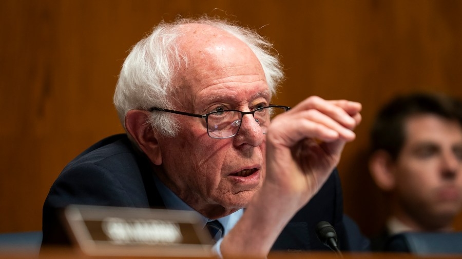 Sanders on LA National Guard deployment: Trump ‘thinks he has a right to do anything'