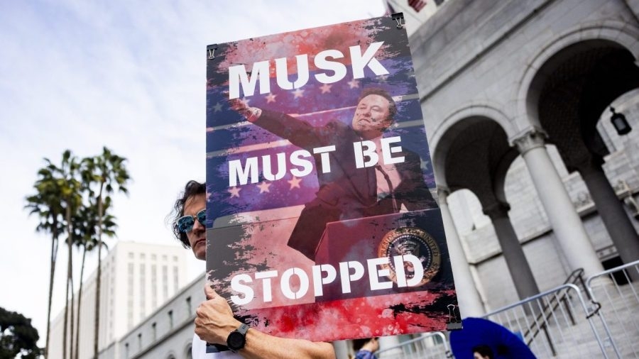 Opinion - Musk and Trump are blatantly violating the Constitution