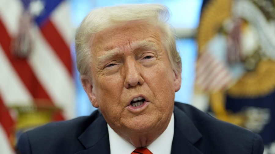 2 Trump nominees raise red flags for GOP