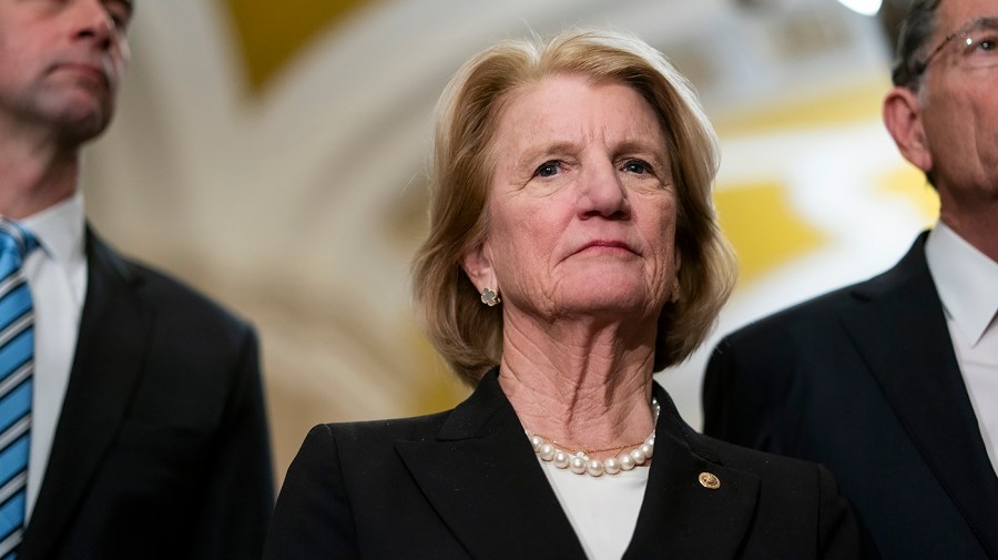 Senate parliamentarian says lawmakers can't overturn California car rules — but Republicans may try anyway