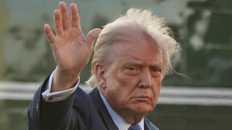 Trump approval dips amid concerns over economy, foreign policy: Poll