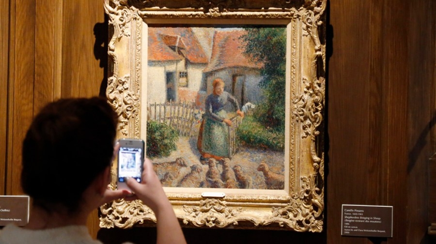 Opinion - The shameful campaign to downplay the Holocaust and keep Nazi-looted art