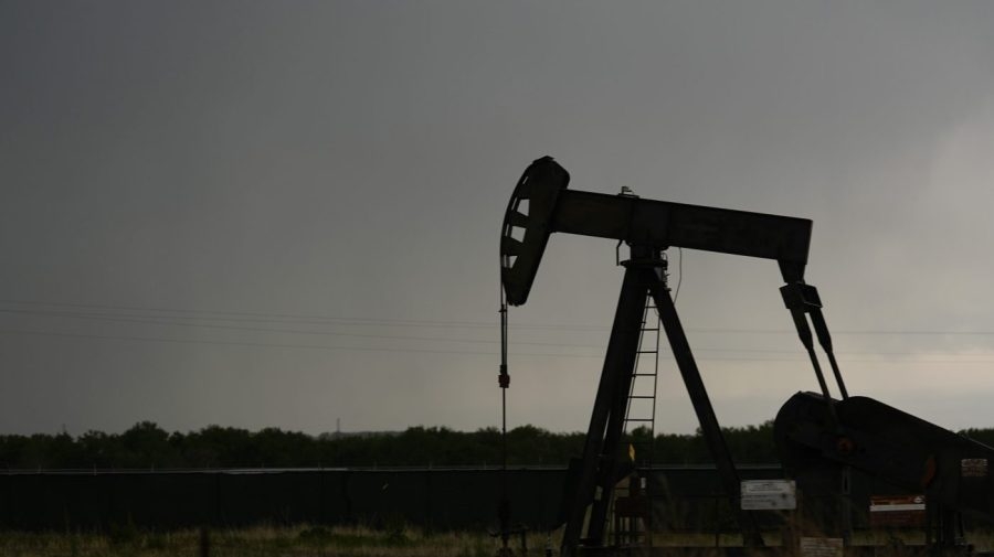 Oil and gas industry targets Colorado's emission rules as Trump urges repeal of state-level energy overreach