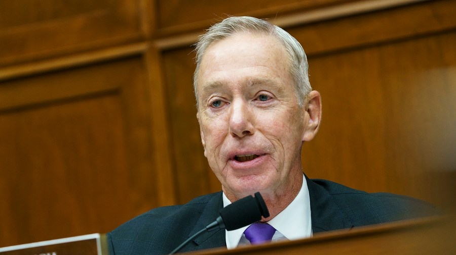 Democrats ask Bondi for Epstein files after Musk's Trump allegation