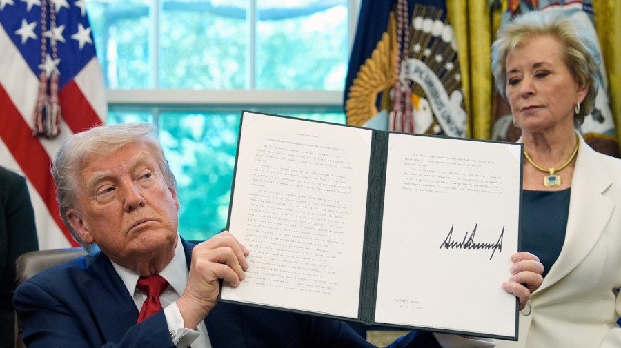 Opinion - Trump seeks a return to America's racist roots — and he's moving fast