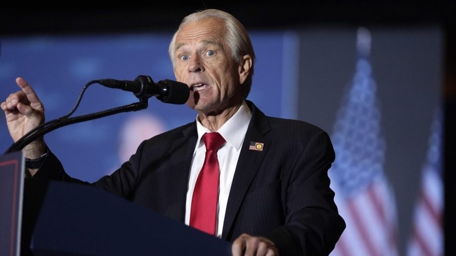 Navarro: US in ‘difficult transition from Bidenomics to Trumpnomics'