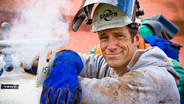 ‘Dirty Jobs' Host Mike Rowe Sues Discovery Over Denying Streaming Royalties