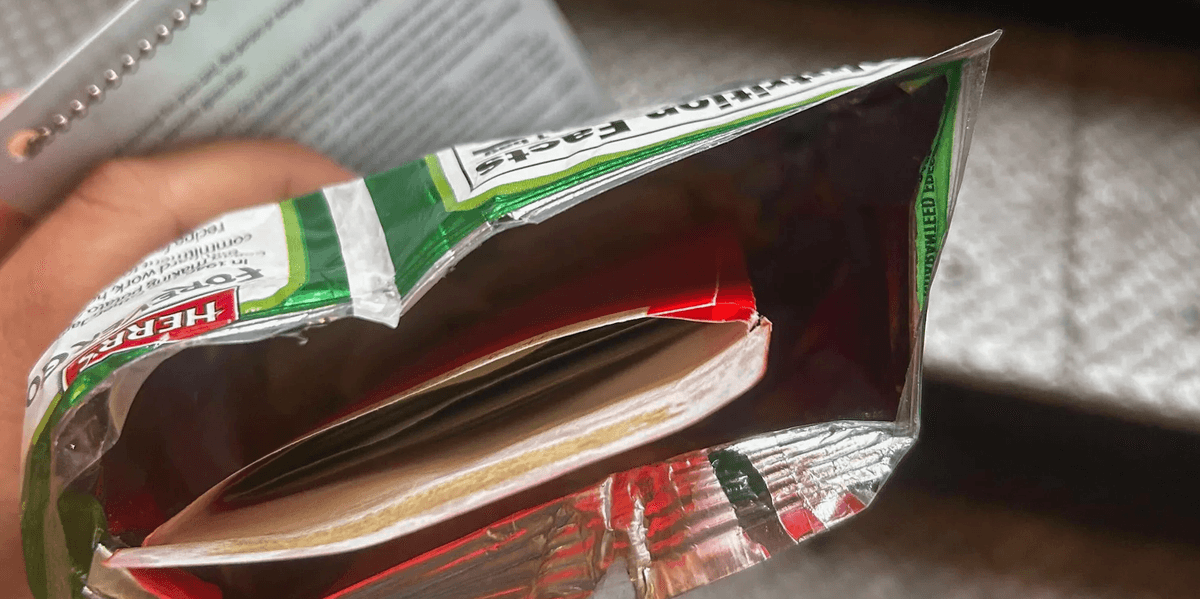 Eric Adams Advisor Handed Reporter Cash Stuffed In Bag Of Potato Chips