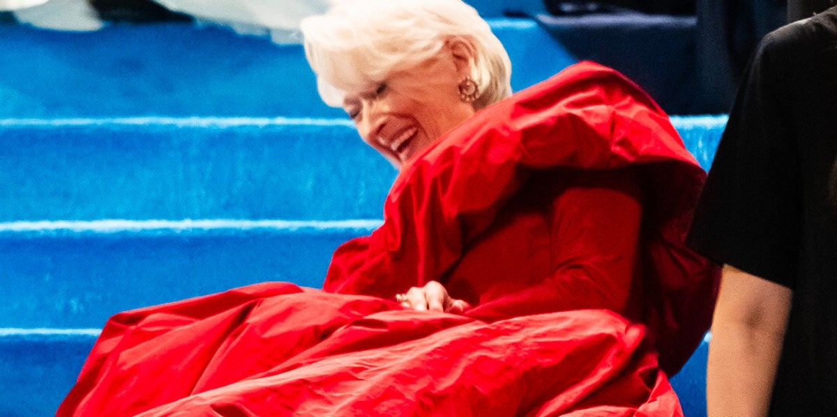 Meryl Streep Accidentally Recreates Met Gala Meme While Filming 'Devil Wears Prada 2'