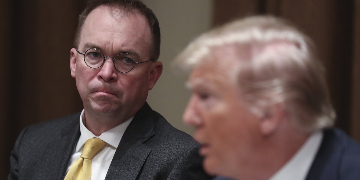 Trump's Ex-Chief Of Staff Spots 1 Glaring 'Problem' With New White House Flagpoles
