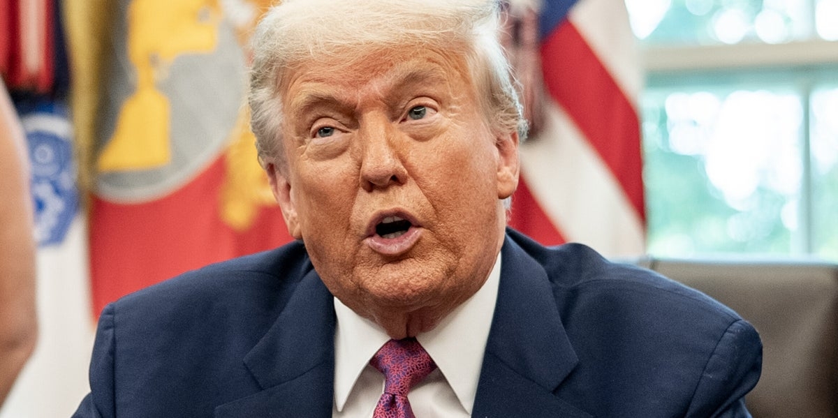 Critics Expose The Massive Constitutional Flaw In Donald Trump's Latest Threat