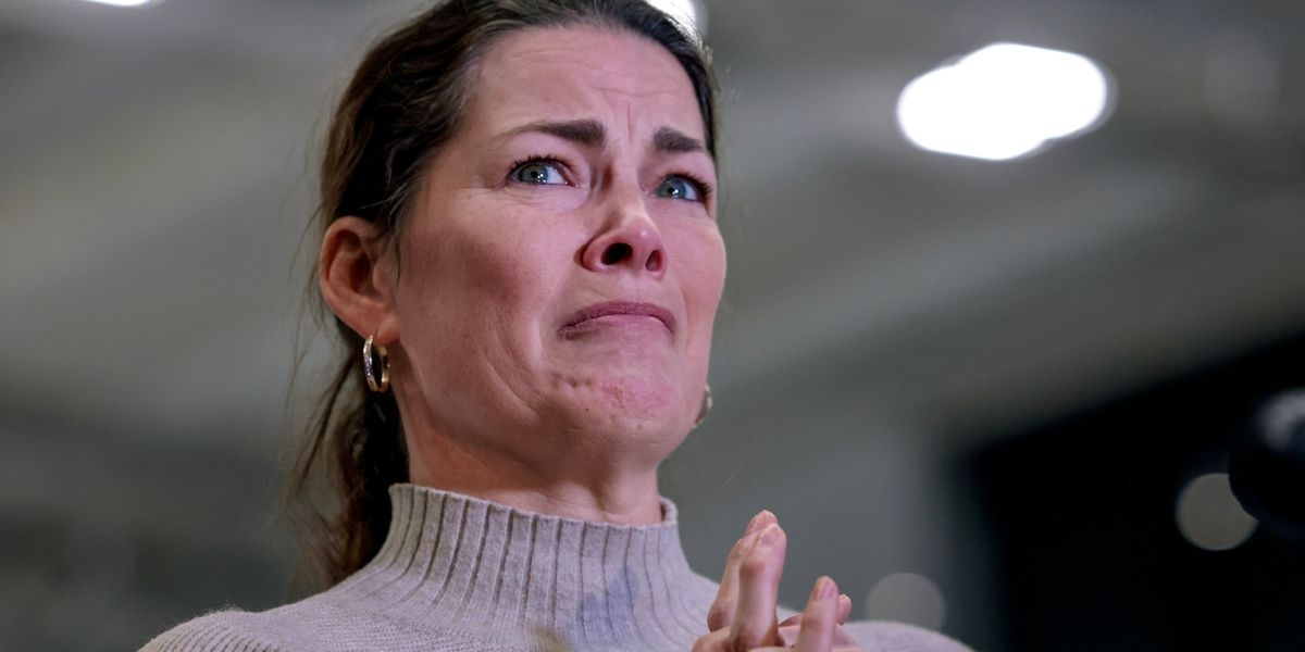Nancy Kerrigan Openly Weeps Over DC Plane Collision That Killed Figure Skaters