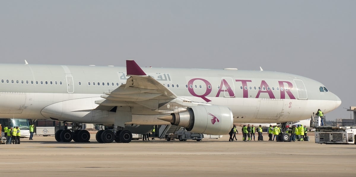 Qatar Airways Responds To Claim That Man Had To Sit Next To Dead Passenger For Hours