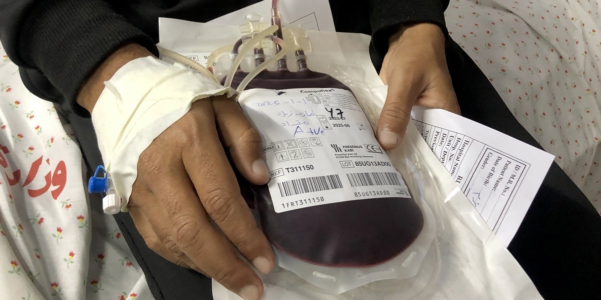 Doctors In Gaza Give Their Own Blood To Save Their Patients