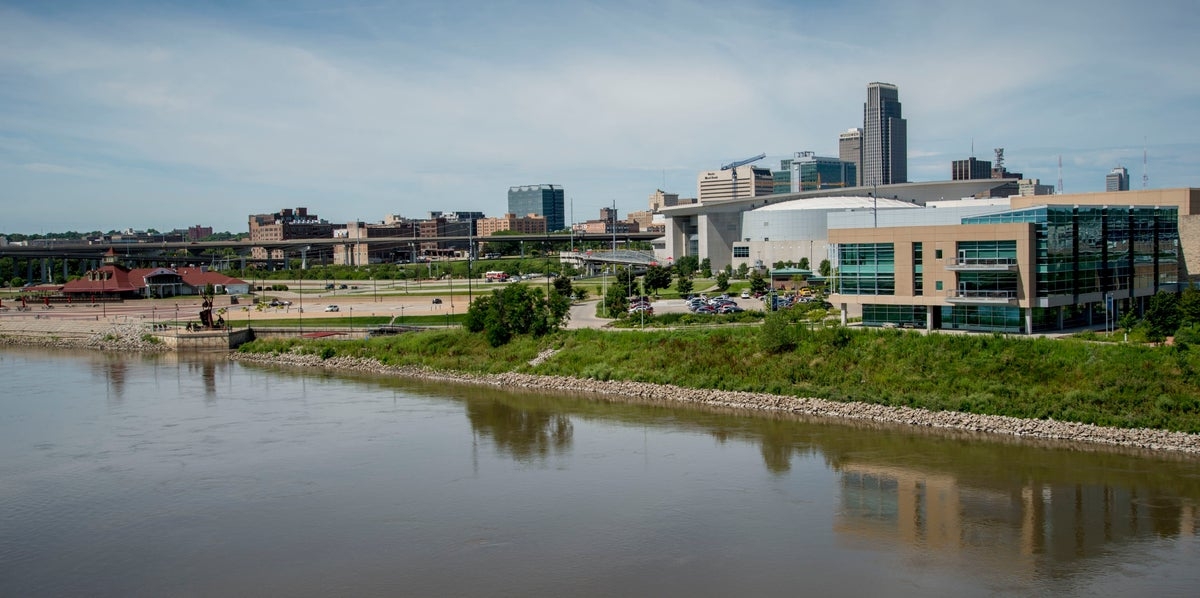 3 Bodies Found In Missouri River During Search For Missing Girls