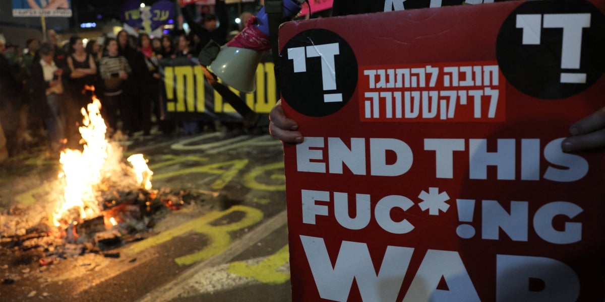 Knesset Guards Attack Hostages' Families Demanding Netanyahu Allow Oct. 7 Probe