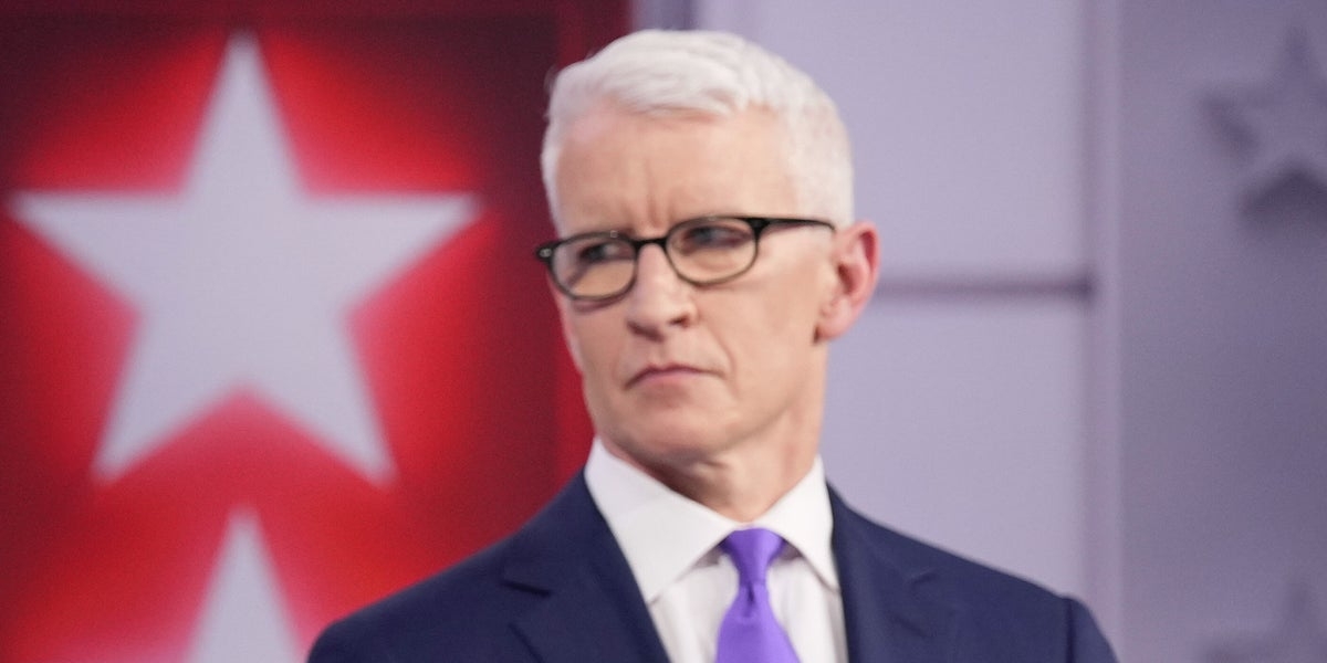 Conservatives Try To Own Anderson Cooper For Innocent Mistake In Town Hall
