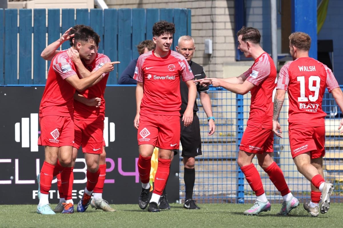 Ards 3 Ballinamallard 1: Another lame duck opening day