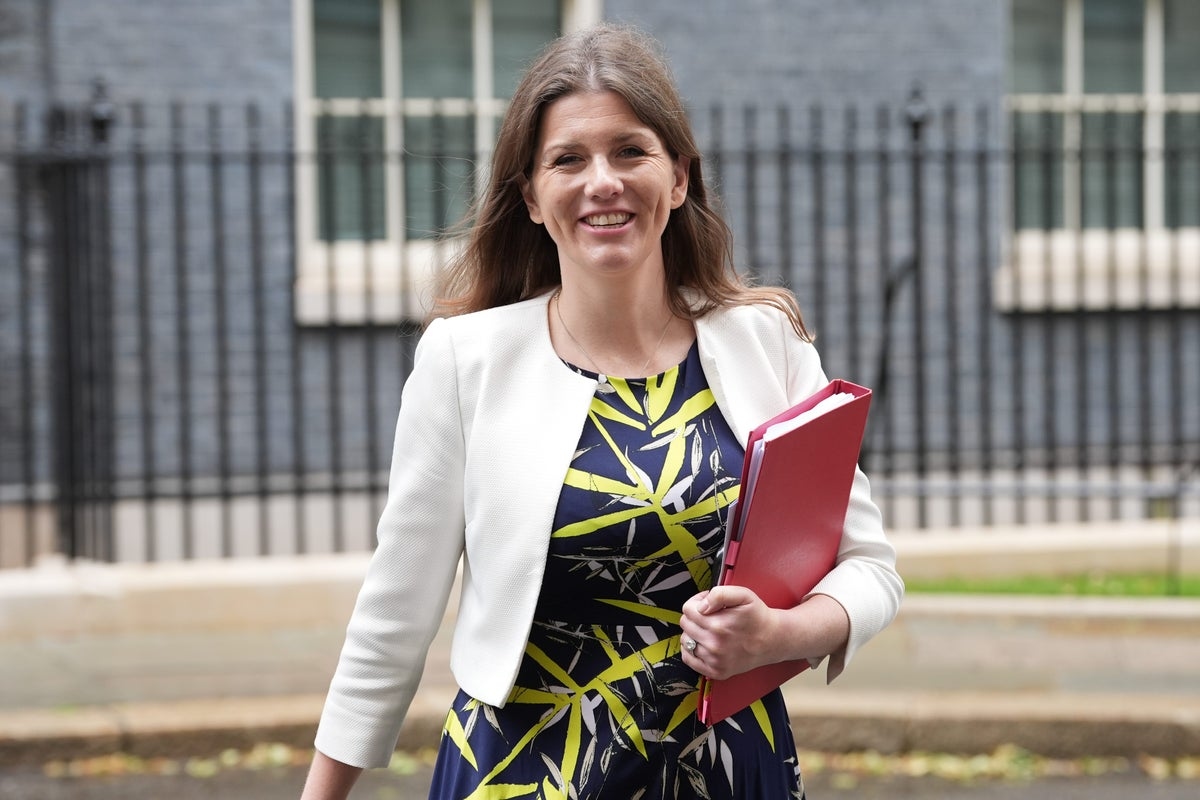 Ministers who serve less than six months in government won't get payoffs as PM tightens rules on ‘golden goodbyes'