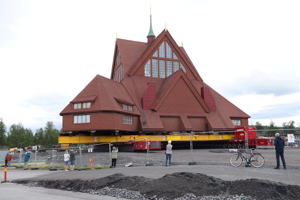Wooden church to be slowly inched down Arctic road as part of town relocation