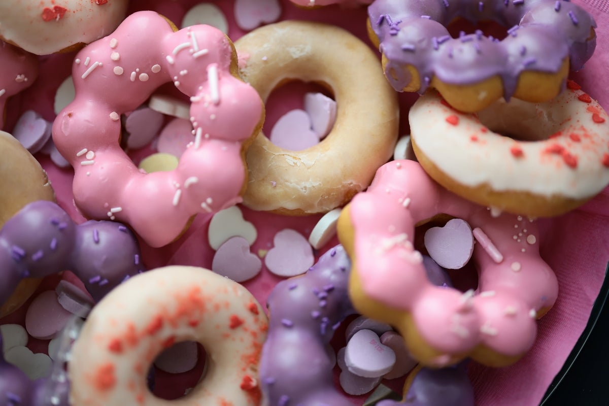 Indian court to rule on whether a doughnut shop is bakery or restaurant