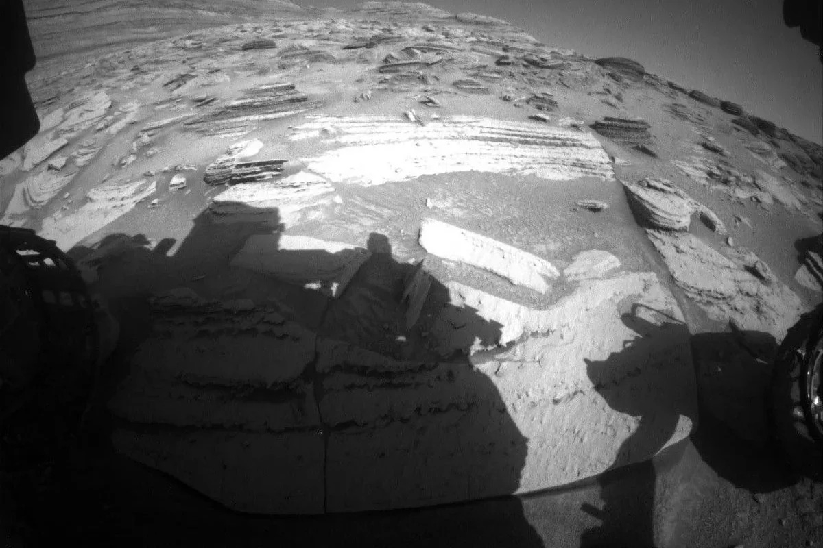 Nasa rover spots strange Martian rock that looks like ‘chocolate cake'