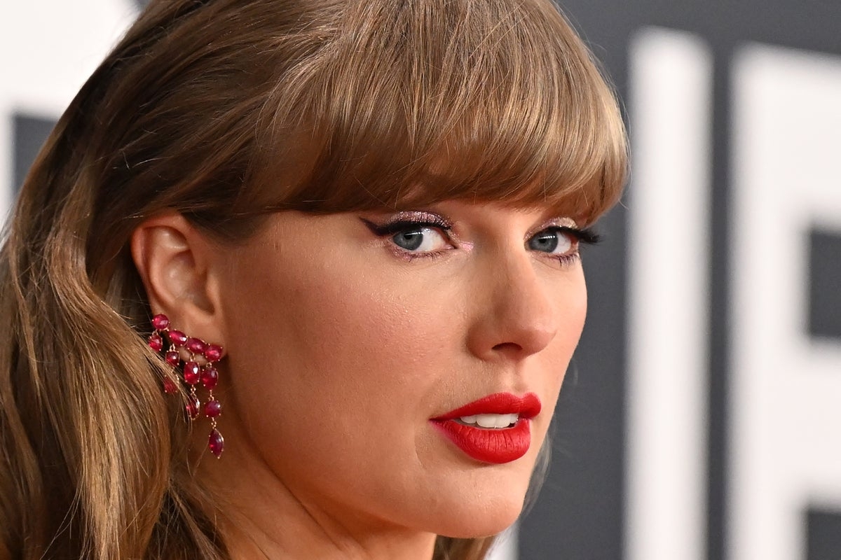 Taylor Swift files for restraining order against alleged stalker who claimed to be in relationship with her