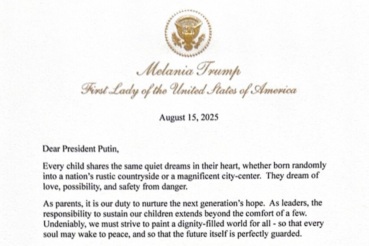 Trump shares First Lady Melania's letter to Putin as he rages over coverage of Alaska summit