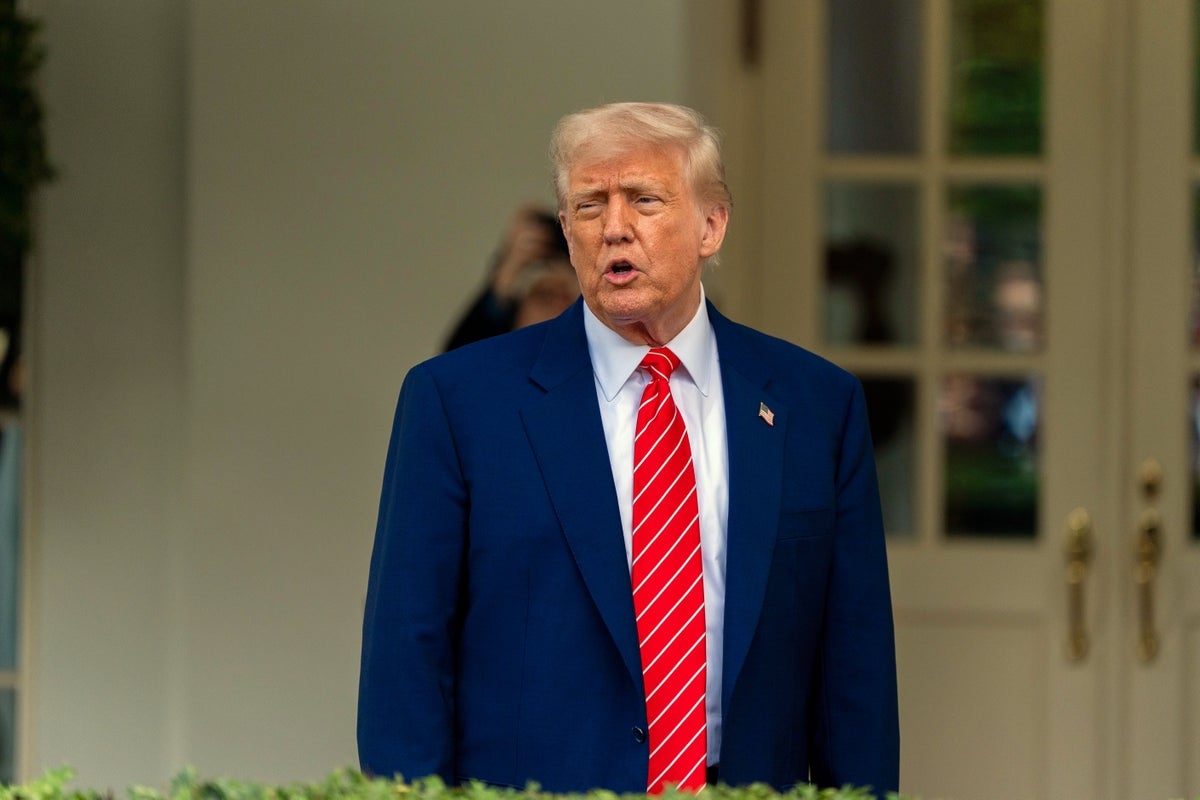UK-US trade deal: Trump trade adviser claims Britons would like chlorinated chicken after historic agreement