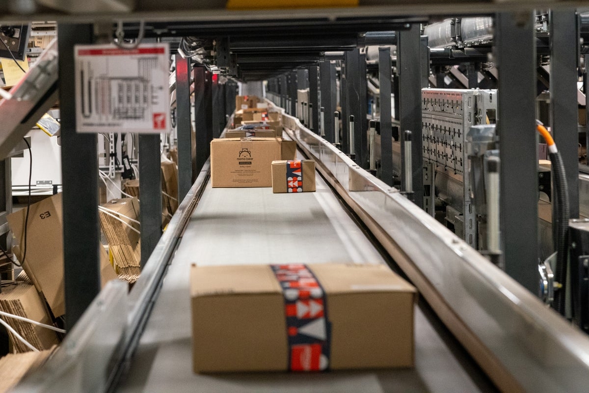 Key reasons why online shoppers abandon their orders before checkout