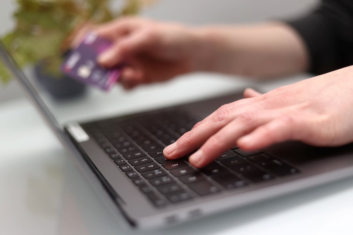 Regulators tackle influencers promoting ‘rouge' financial products as legal action begins