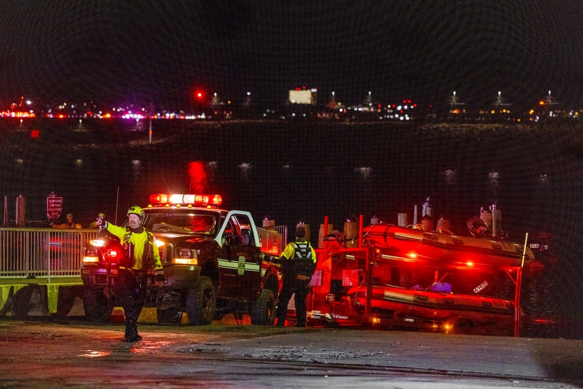 Washington DC plane crash: What we know so far about the mid-air collision near Reagan Airport