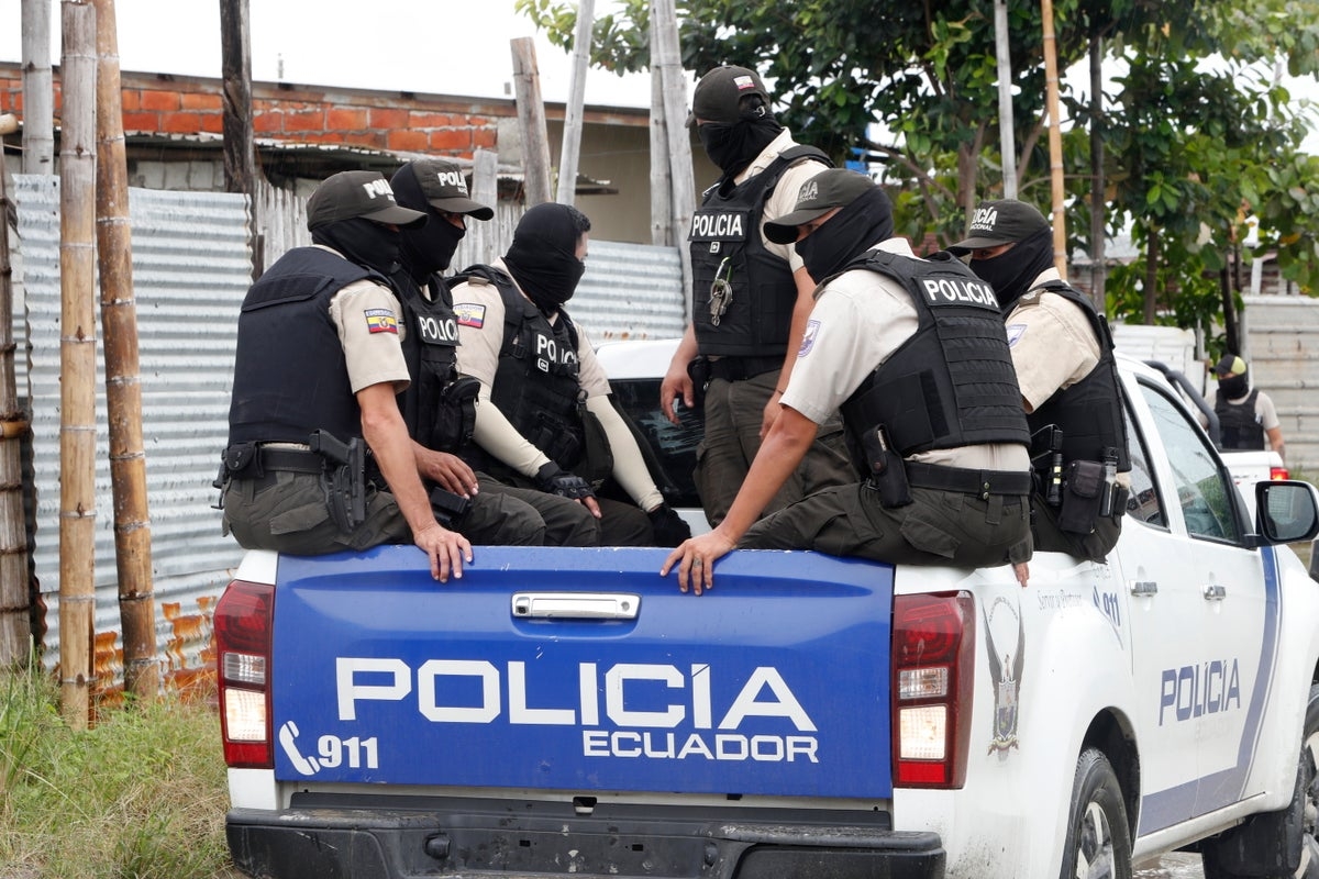British man ‘lynched by mob' after being dragged out of Ecuador police station