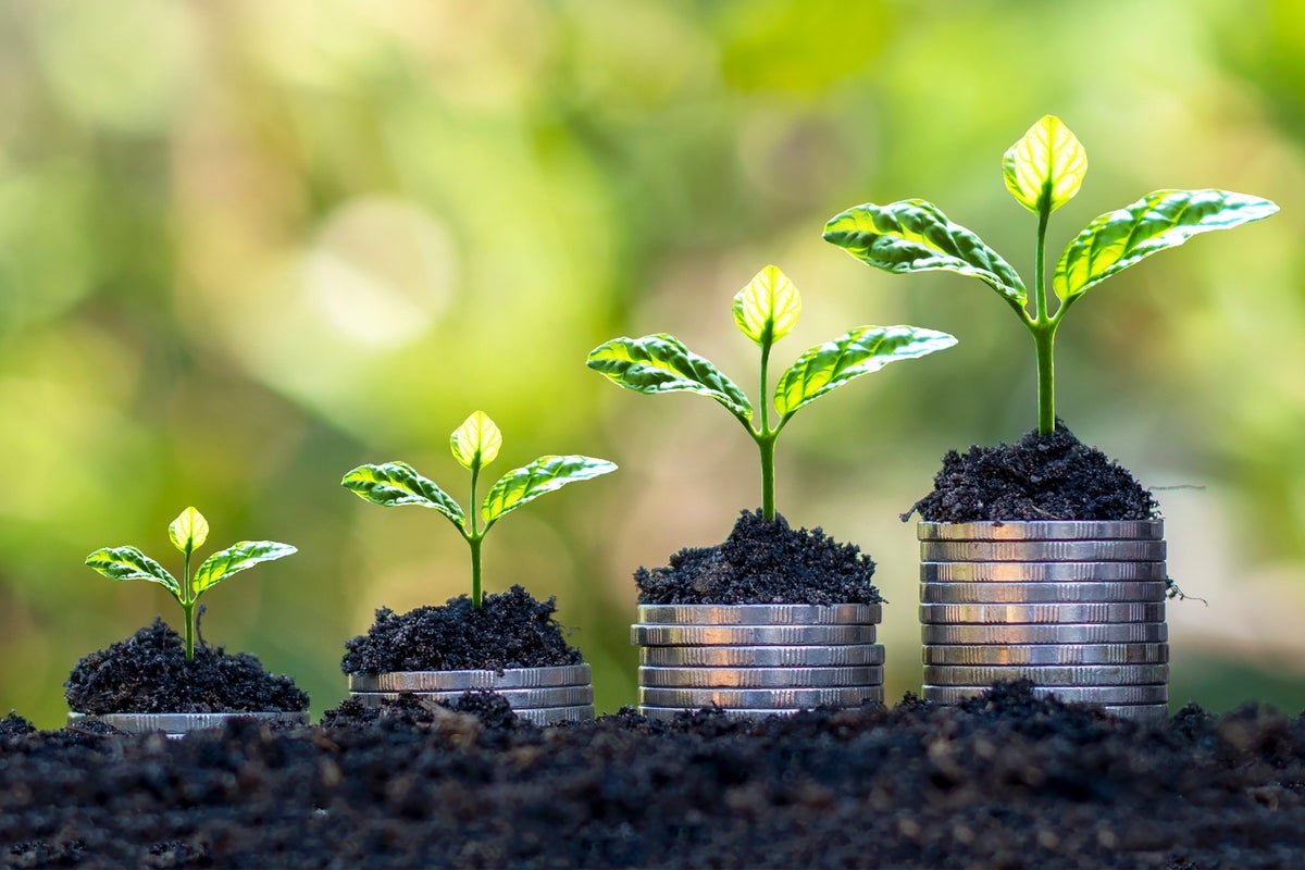 How much do I need to save to build a £100,000 ISA pot?