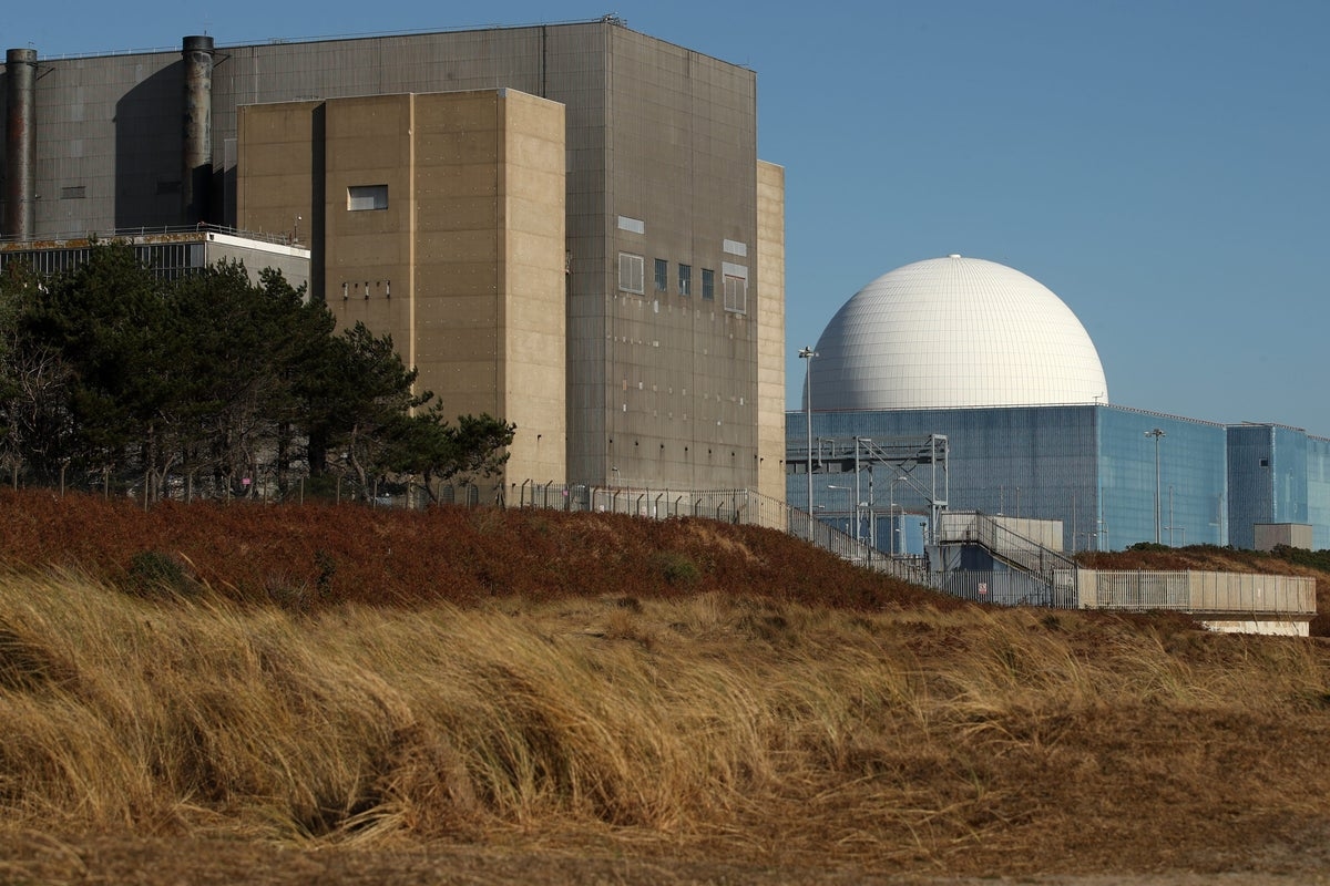Labour announce plans to build £38bn Sizewell C nuclear plant