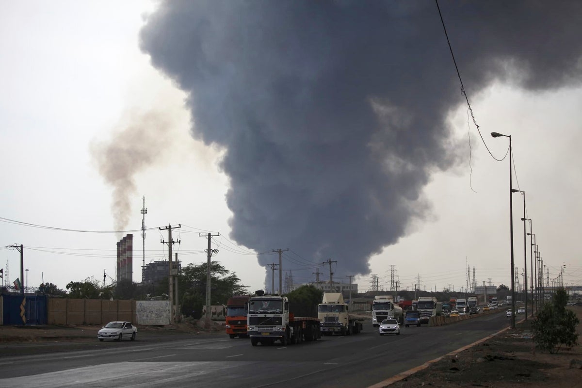 Hundreds injured following massive explosion and fire at Iranian port
