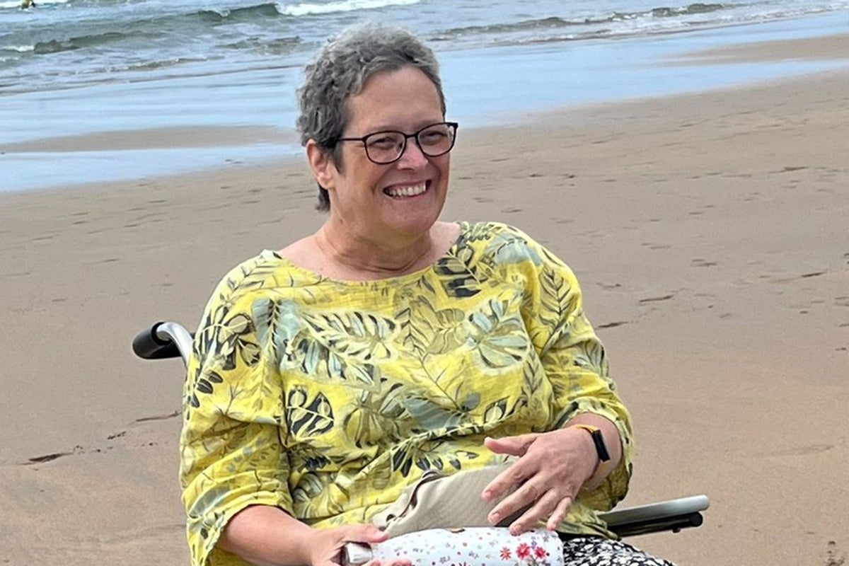 ‘My cancer symptoms were mistaken for signs of menopause – now I'm unable to walk'
