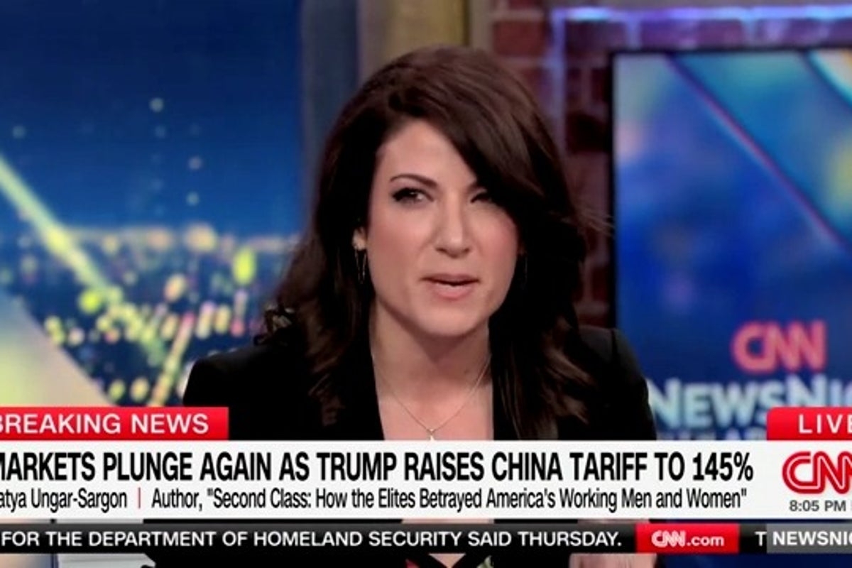 ‘MAGA leftist' blames Obama for 2008 bank bailout that was signed by George W. Bush