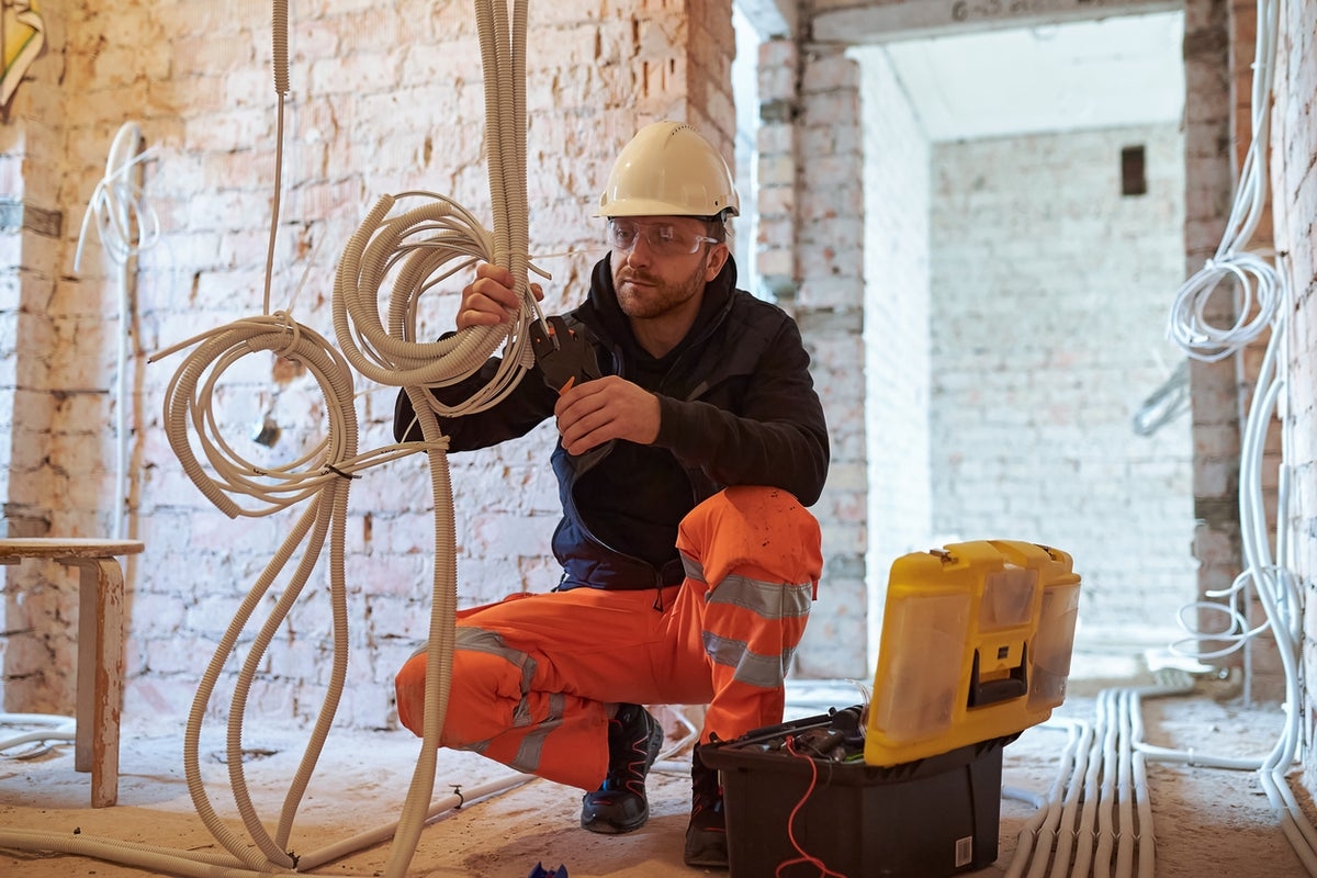 Democrats spending millions to learn how to speak to ‘American Men' and win back the working class