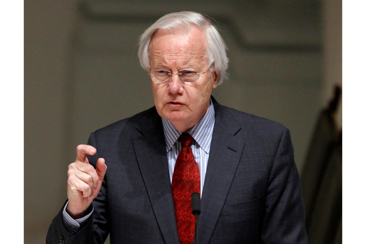 Bill Moyers, LBJ White House press secretary and legendary journalist, dead at 91