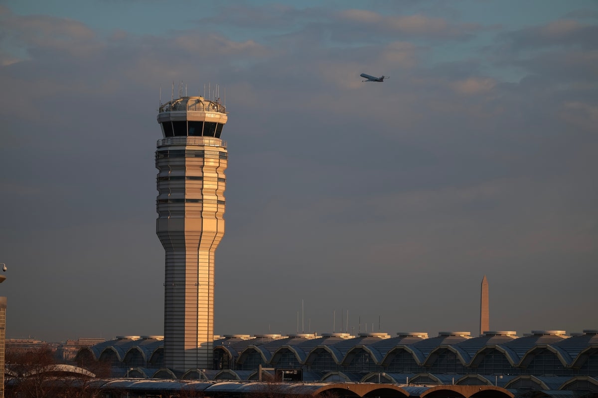 FAA introduces wellness checks for Reagan air traffic controllers