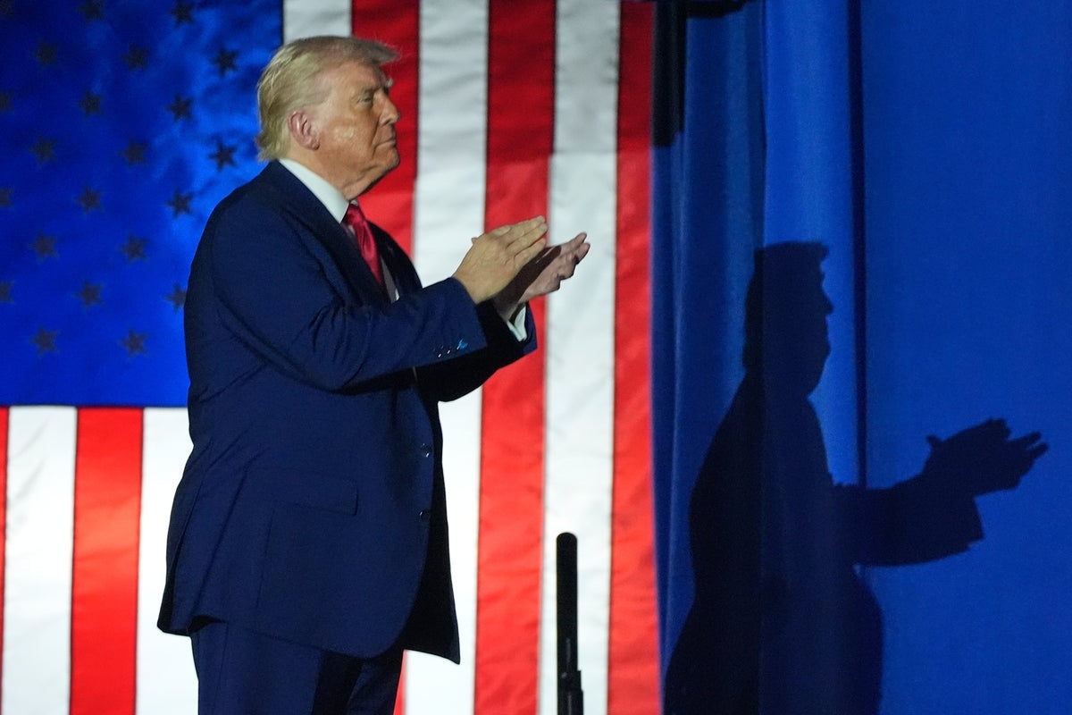 Trump marks first 100 days by reliving 2024 campaign hits and screening El Salvador prison propaganda video
